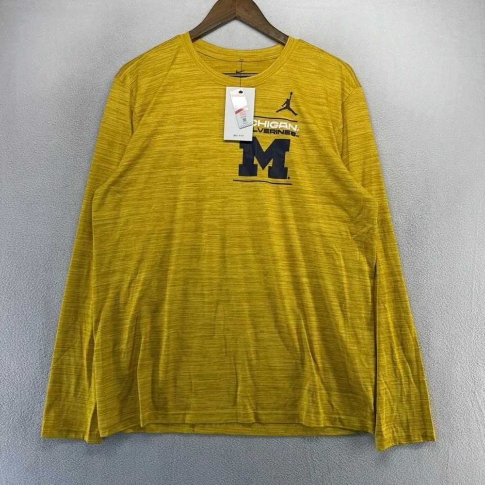 Michigan Wolverines Shirt Men's Large Yellow Jordan Nike Dri Fit Spellout NEW